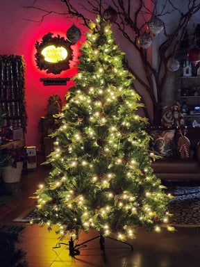 ÁRVORE REALISTA PINHEIRO CONSTELAÇÃO 400 LEDS WARM 1241 GALHOS 2,10CM MODELO CLICK BIVOLT