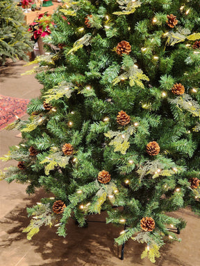 ÁRVORE REALISTA PINHEIRO CONSTELAÇÃO 400 LEDS WARM 1241 GALHOS 2,10CM MODELO CLICK BIVOLT