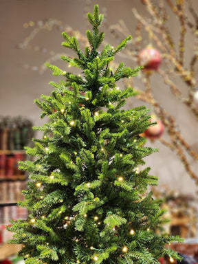 ÁRVORE REALISTA PINHEIRO AUSTRAL 2,10CM 450 LEDS WARM 801 GALHOS BIVOLT