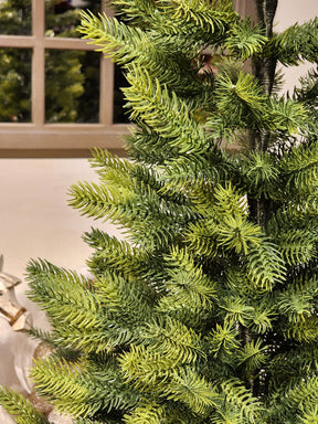 ÁRVORE PINHEIRO REALISTA 123 GALHOS 90CM