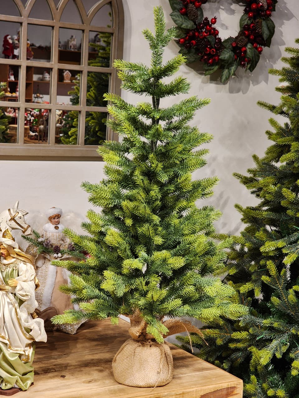 ÁRVORE PINHEIRO REALISTA 123 GALHOS 90CM