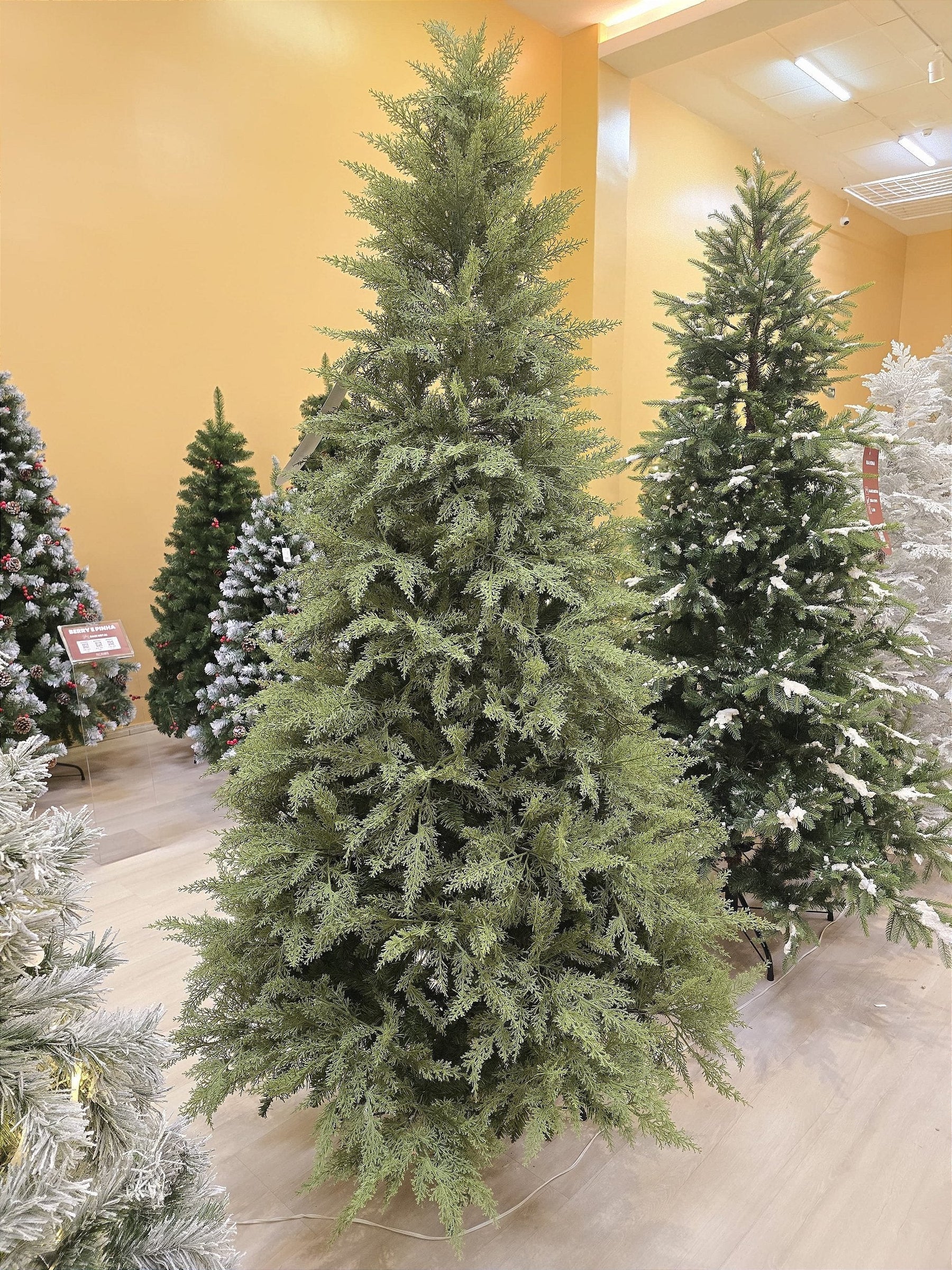 ÁRVORE PINHEIRO SUPER REALISTA NEW JERSEY 1240 GALHOS 2,10CM - PRÉ VENDA 2025